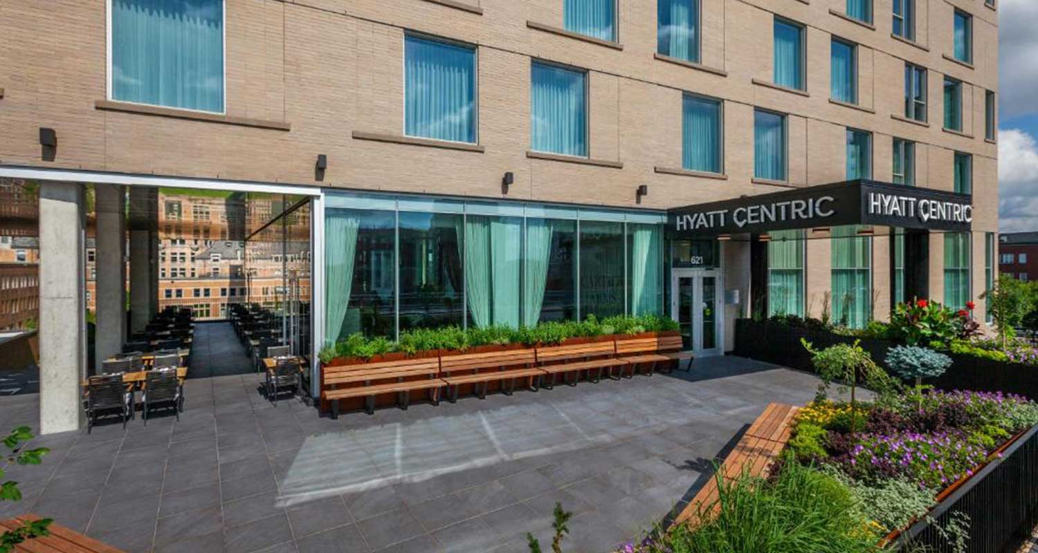Hyatt Centric Ville-Marie Montréal exterior